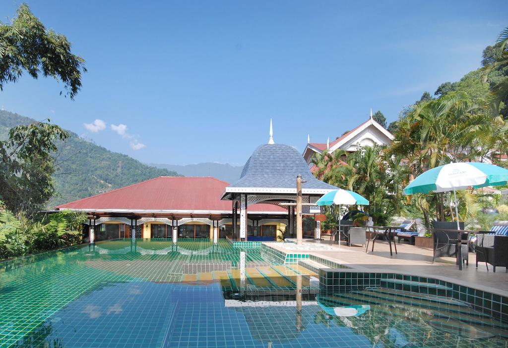 Mayfair & Casino Resort 5*
